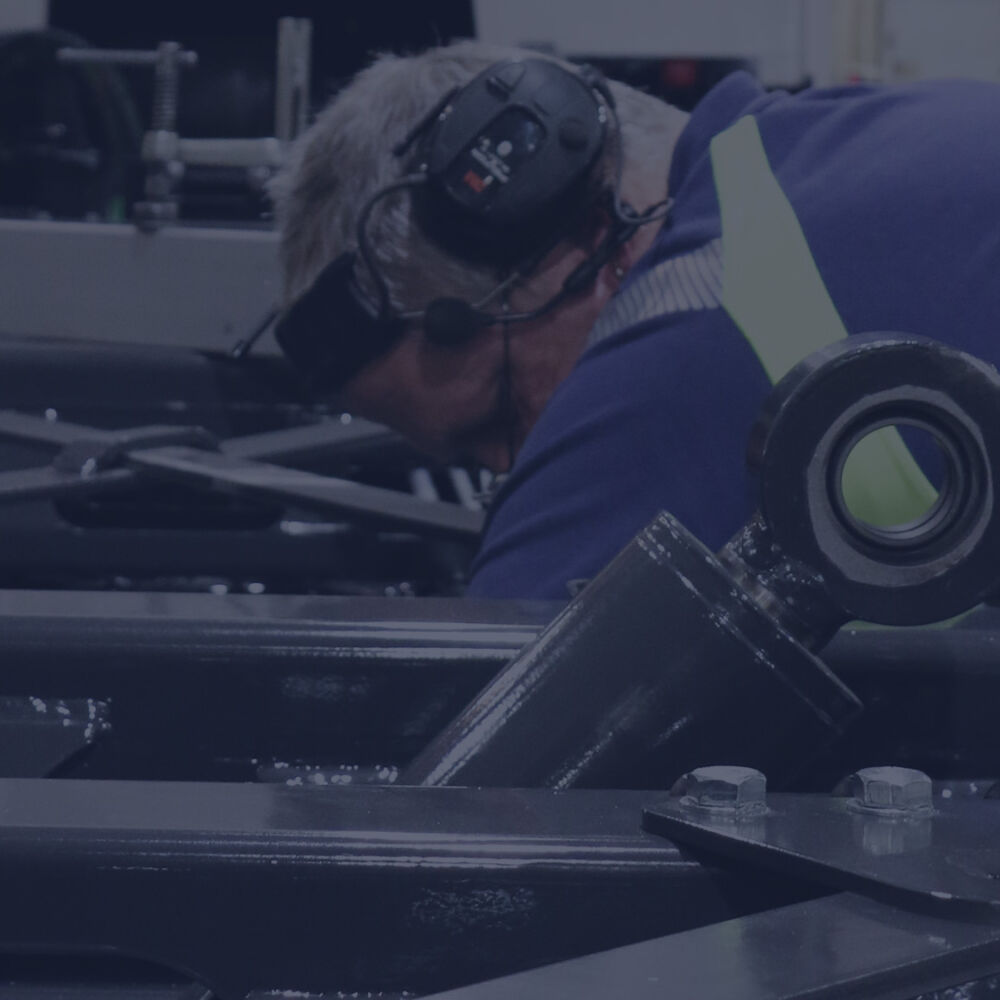 Hårt arbetare montör hos kilafors